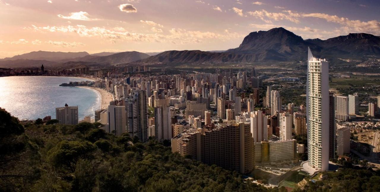 Skyline 11 Sunny Balcony With Stunning Sea Views Benidorm
